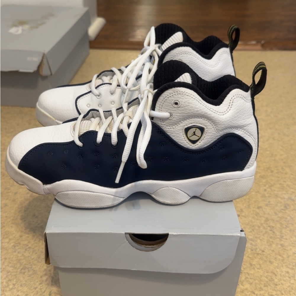 Kids Jordan’s jumpmans White and Blue Basketball Shoes